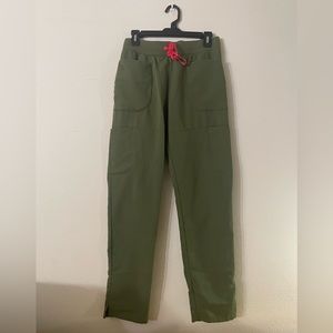 FIGS Small Olive Scrub Cargo Pants